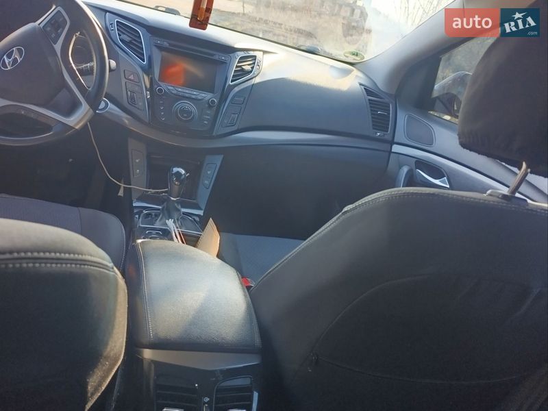 Универсал Hyundai i40 2015 в Житомире