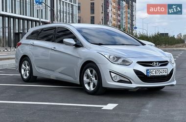 Универсал Hyundai i40 2011 в Ровно