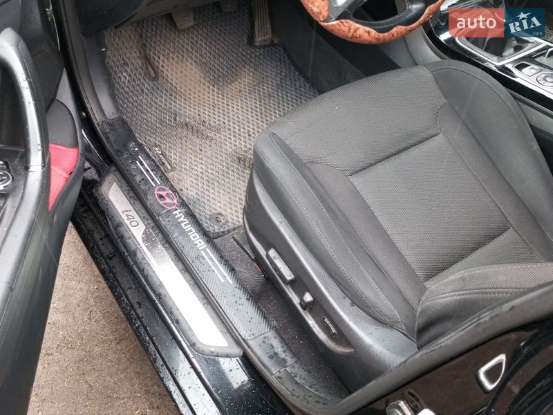 Универсал Hyundai i40 2012 в Радомышле