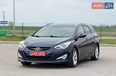 Універсал Hyundai i40 2012 в Радивиліві