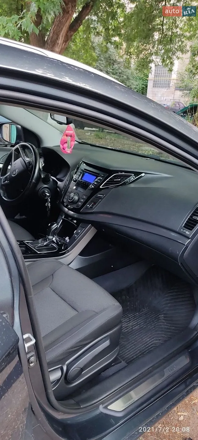 Hyundai i40 2011