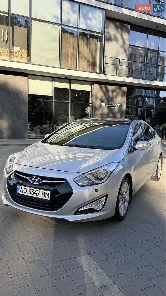 2012 Hyundai i40 - фото 1