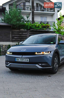 Внедорожник / Кроссовер Hyundai Ioniq 5 2022 в 