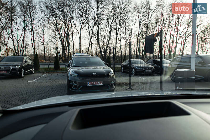 Внедорожник / Кроссовер Hyundai Ioniq 5 2022 в Львове фото 5 Внедорожник / Кроссовер Hyundai Ioniq 5 2022 в Львове