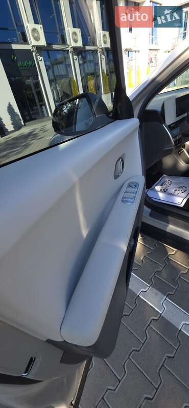 Внедорожник / Кроссовер Hyundai Ioniq 5 2024 в Ровно