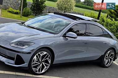 Фастбэк Hyundai Ioniq 6 2023 в 