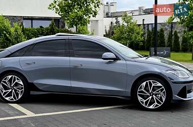 Фастбэк Hyundai Ioniq 6 2023 в 