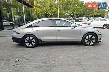 Фастбэк Hyundai Ioniq 6 2023 в 