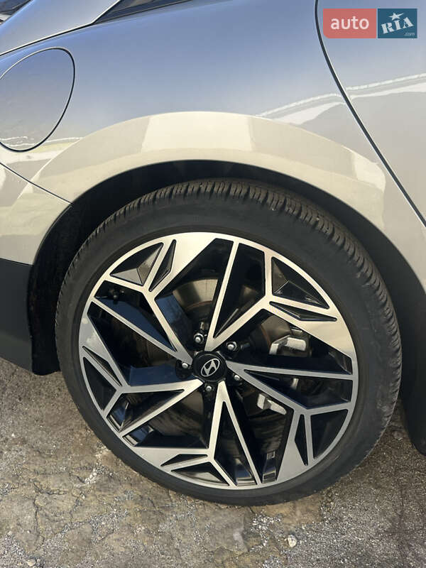 Фастбек Hyundai Ioniq 6 2023 в Первомайську