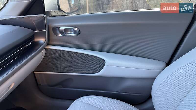 Фастбэк Hyundai Ioniq 6 2023 в Львове фото 45 Фастбэк Hyundai Ioniq 6 2023 в Львове