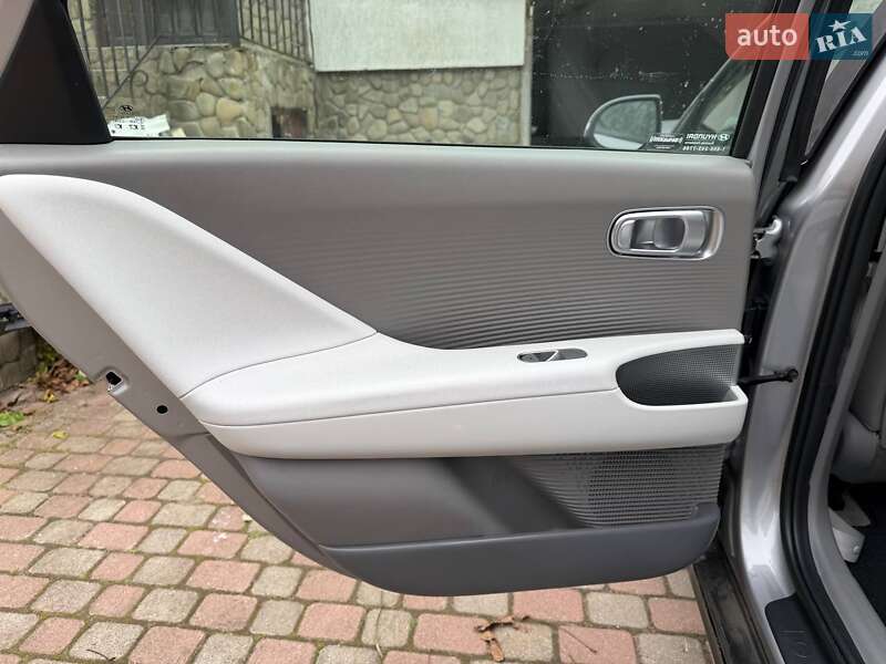 Фастбэк Hyundai Ioniq 6 2023 в Львове фото 14 Фастбэк Hyundai Ioniq 6 2023 в Львове