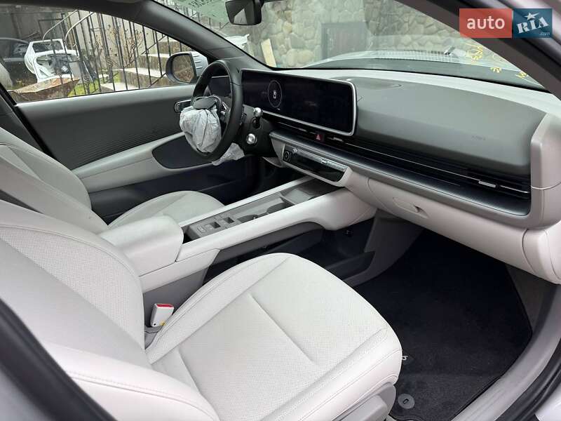 Фастбэк Hyundai Ioniq 6 2023 в Львове фото 27 Фастбэк Hyundai Ioniq 6 2023 в Львове