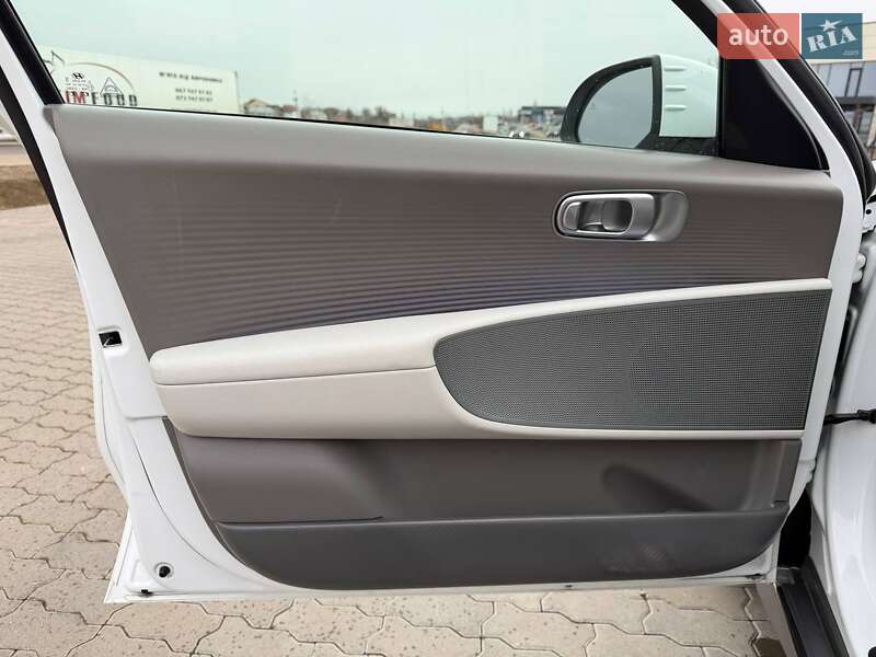Фастбэк Hyundai Ioniq 6 2024 в Львове фото 25 Фастбэк Hyundai Ioniq 6 2024 в Львове
