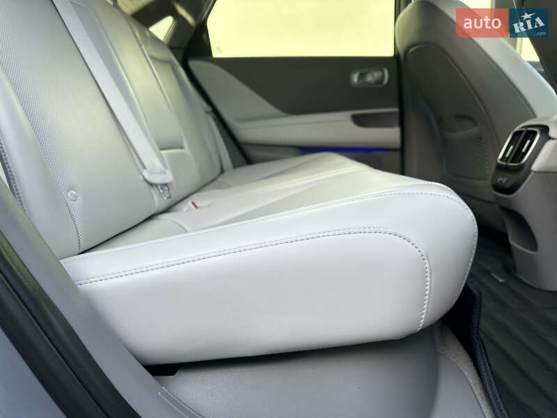 Фастбэк Hyundai Ioniq 6 2023 в Стрые