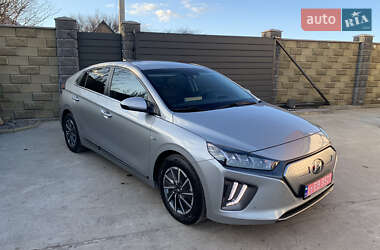 Ліфтбек Hyundai Ioniq Electric 2019 в Прилуках