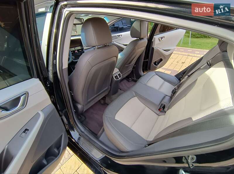 Ліфтбек Hyundai Ioniq Electric 2020 в Богородчанах фото 32 Ліфтбек Hyundai Ioniq Electric 2020 в Богородчанах