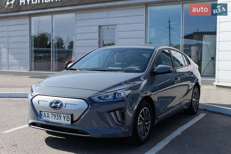 Ліфтбек Hyundai Ioniq Electric 2021 в Кременчуці