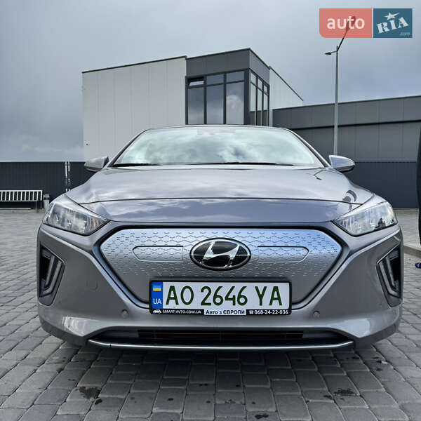 Ліфтбек Hyundai Ioniq Electric 2020 в Мукачевому