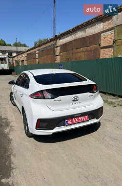 Лифтбек Hyundai Ioniq Electric 2020 в Виннице