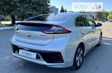 Лифтбек Hyundai Ioniq Electric 2018 в Ровно