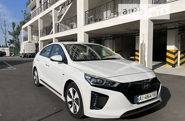 Ліфтбек Hyundai Ioniq Electric 2019 в Києві