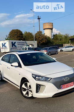 Ліфтбек Hyundai Ioniq Electric 2017 в Рівному