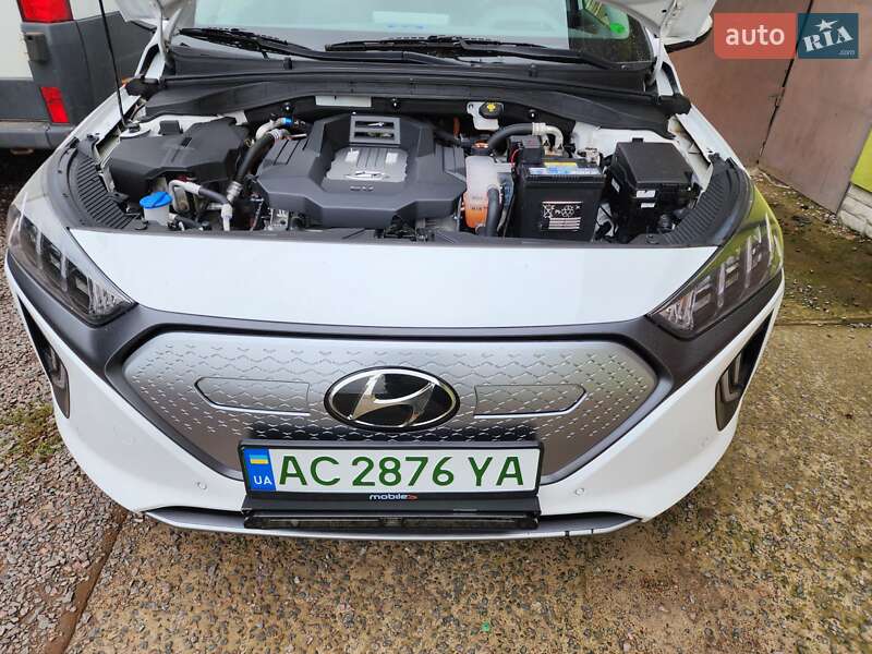 Лифтбек Hyundai Ioniq Electric 2019 в Нововолынске
