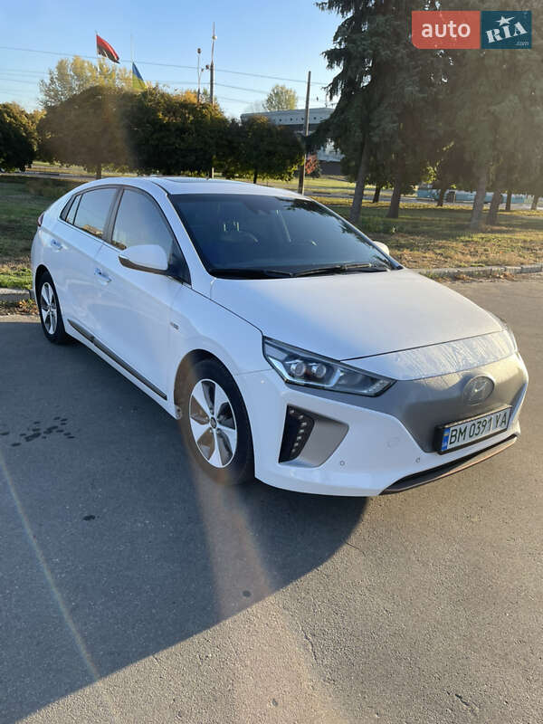 Лифтбек Hyundai Ioniq Electric 2017 в Сумах