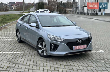 Лифтбек Hyundai Ioniq Electric 2018 в Дубно