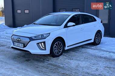 Лифтбек Hyundai Ioniq Electric 2021 в Львове