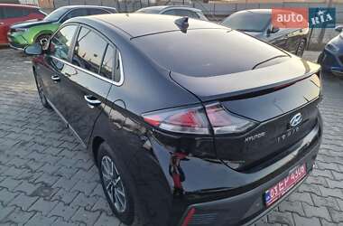 Ліфтбек Hyundai Ioniq Electric 2019 в 
