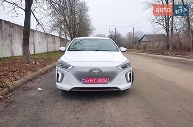 Лифтбек Hyundai Ioniq Electric 2016 в Звягеле