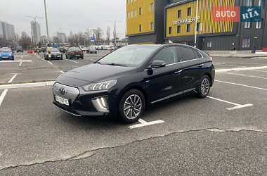 Ліфтбек Hyundai Ioniq Electric 2020 в Києві