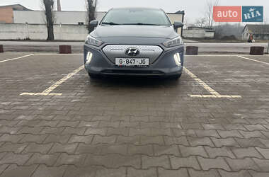 Лифтбек Hyundai Ioniq Electric 2019 в Волочиске