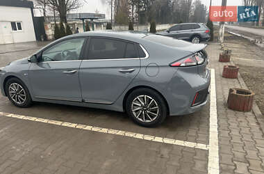 Лифтбек Hyundai Ioniq Electric 2019 в Волочиске