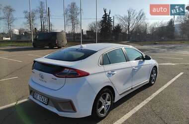 Лифтбек Hyundai Ioniq Electric 2017 в Житомире