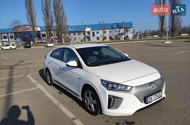 Лифтбек Hyundai Ioniq Electric 2017 в Житомире