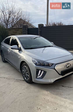 Лифтбек Hyundai Ioniq Electric 2019 в Прилуках