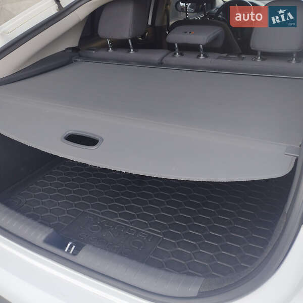 Лифтбек Hyundai Ioniq Electric 2019 в Киеве