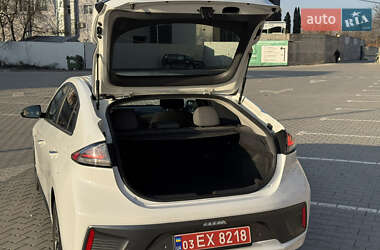 Лифтбек Hyundai Ioniq Electric 2019 в 