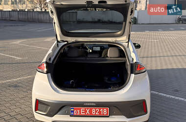 Лифтбек Hyundai Ioniq Electric 2019 в 