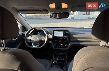 Лифтбек Hyundai Ioniq Electric 2019 в 