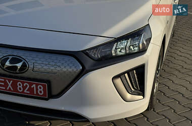 Лифтбек Hyundai Ioniq Electric 2019 в 