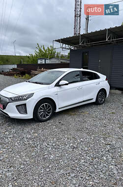 Лифтбек Hyundai Ioniq Electric 2020 в 