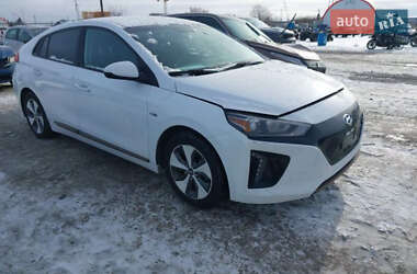 Лифтбек Hyundai Ioniq Electric 2017 в Ивано-Франковске