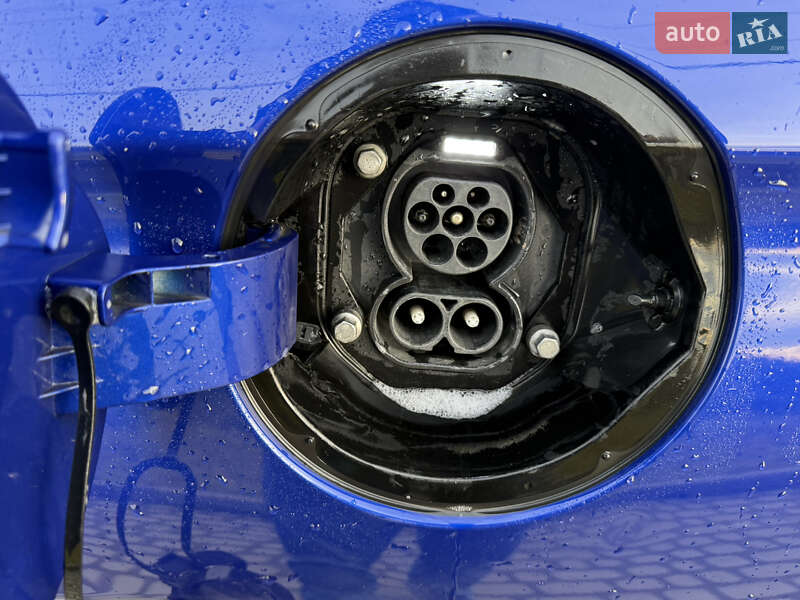 Ліфтбек Hyundai Ioniq Electric 2020 в Львові