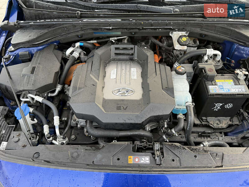 Ліфтбек Hyundai Ioniq Electric 2020 в Львові