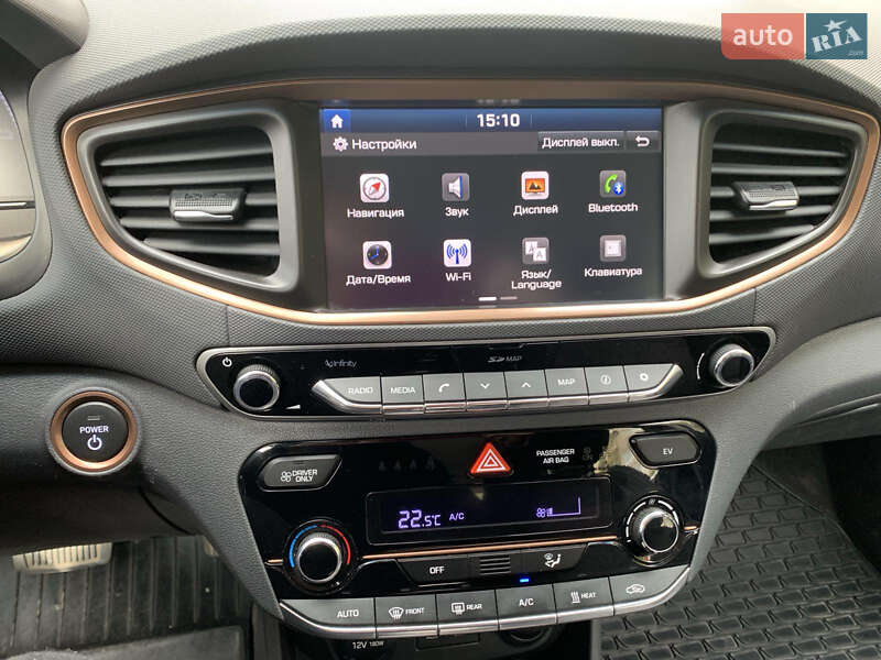 Лифтбек Hyundai Ioniq Electric 2018 в Нововолынске