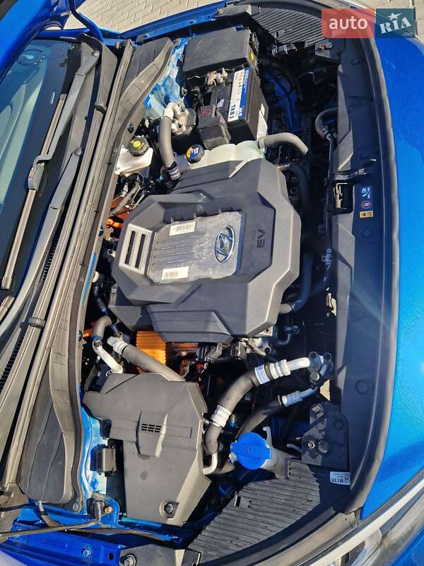 Лифтбек Hyundai Ioniq Electric 2017 в Львове