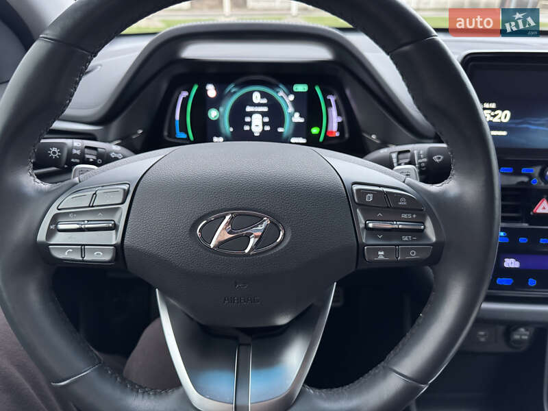 Лифтбек Hyundai Ioniq Electric 2021 в Киеве